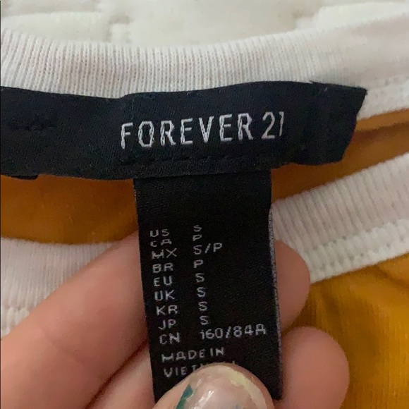 Forever 21 mustard baseball long sleeve tee shirt - Picture 2 of 2